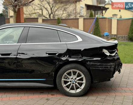 Черный БМВ i4, объемом двигателя 0 л и пробегом 65 тыс. км за 21900 $, фото 22 на Automoto.ua