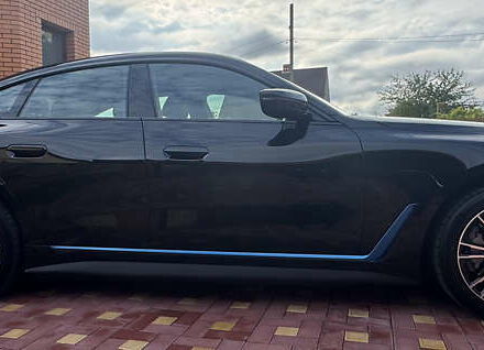 Чорний БМВ i4, об'ємом двигуна 0 л та пробігом 38 тис. км за 36700 $, фото 8 на Automoto.ua
