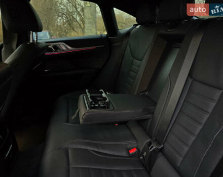 Чорний БМВ i4, об'ємом двигуна 0 л та пробігом 4 тис. км за 32999 $, фото 9 на Automoto.ua