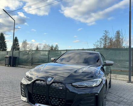 Черный БМВ i4, объемом двигателя 0 л и пробегом 40 тыс. км за 44800 $, фото 7 на Automoto.ua