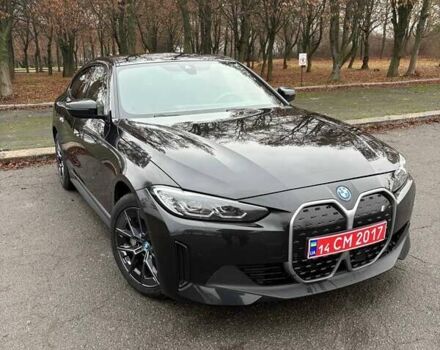 Черный БМВ i4, объемом двигателя 0 л и пробегом 38 тыс. км за 31500 $, фото 7 на Automoto.ua