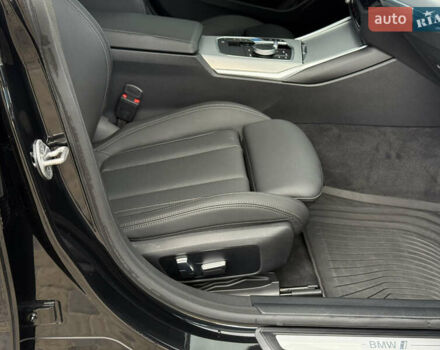 Черный БМВ i4, объемом двигателя 0 л и пробегом 12 тыс. км за 36999 $, фото 79 на Automoto.ua