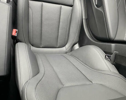 Черный БМВ i4, объемом двигателя 0 л и пробегом 7 тыс. км за 38200 $, фото 32 на Automoto.ua