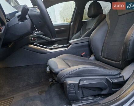 Черный БМВ i4, объемом двигателя 0 л и пробегом 27 тыс. км за 27500 $, фото 14 на Automoto.ua