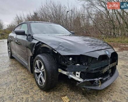 Черный БМВ i4, объемом двигателя 0 л и пробегом 27 тыс. км за 27500 $, фото 11 на Automoto.ua