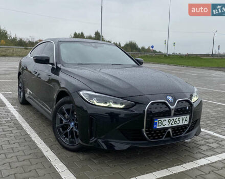 Черный БМВ i4, объемом двигателя 0 л и пробегом 7 тыс. км за 38200 $, фото 19 на Automoto.ua
