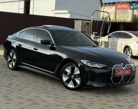 Черный БМВ i4, объемом двигателя 0 л и пробегом 12 тыс. км за 36999 $, фото 5 на Automoto.ua