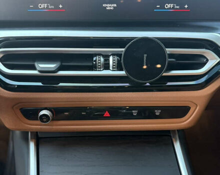 Черный БМВ i4, объемом двигателя 0 л и пробегом 17 тыс. км за 31999 $, фото 35 на Automoto.ua