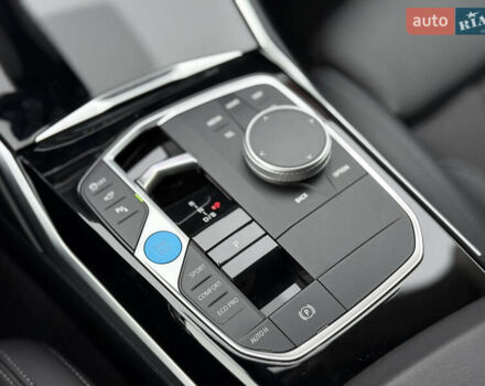 Черный БМВ i4, объемом двигателя 0 л и пробегом 65 тыс. км за 21900 $, фото 57 на Automoto.ua