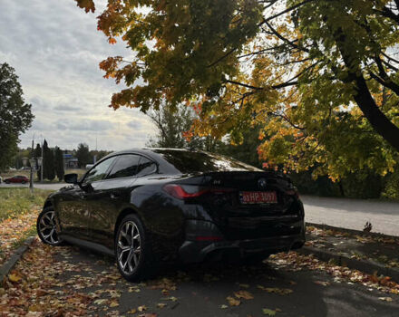 Черный БМВ i4, объемом двигателя 0 л и пробегом 45 тыс. км за 42500 $, фото 3 на Automoto.ua