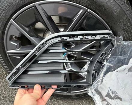 Черный БМВ i4, объемом двигателя 0 л и пробегом 38 тыс. км за 31500 $, фото 24 на Automoto.ua