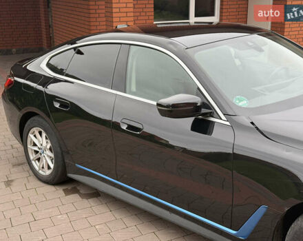 Черный БМВ i4, объемом двигателя 0 л и пробегом 65 тыс. км за 21900 $, фото 5 на Automoto.ua