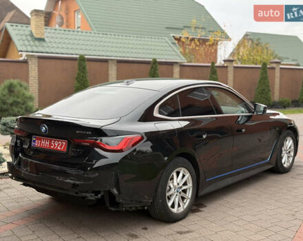 Черный БМВ i4, объемом двигателя 0 л и пробегом 65 тыс. км за 21900 $, фото 12 на Automoto.ua