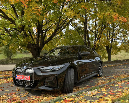 Черный БМВ i4, объемом двигателя 0 л и пробегом 45 тыс. км за 42500 $, фото 4 на Automoto.ua