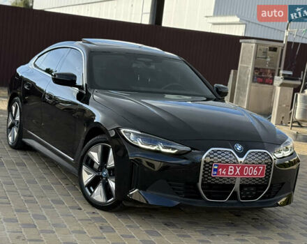 Черный БМВ i4, объемом двигателя 0 л и пробегом 12 тыс. км за 36999 $, фото 3 на Automoto.ua