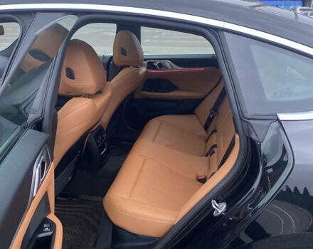 Черный БМВ i4, объемом двигателя 0 л и пробегом 10 тыс. км за 35400 $, фото 7 на Automoto.ua