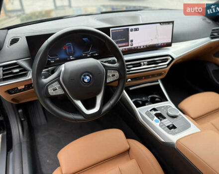 Чорний БМВ i4, об'ємом двигуна 0 л та пробігом 36 тис. км за 41900 $, фото 32 на Automoto.ua