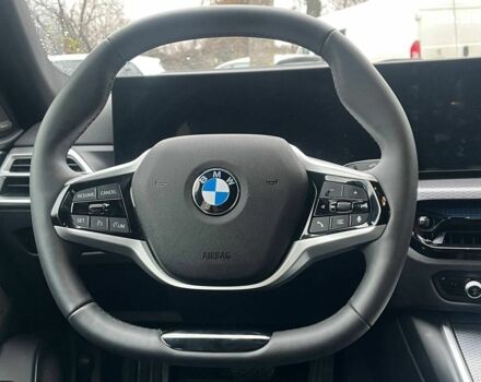 Черный БМВ i4, объемом двигателя 0 л и пробегом 6 тыс. км за 37990 $, фото 9 на Automoto.ua