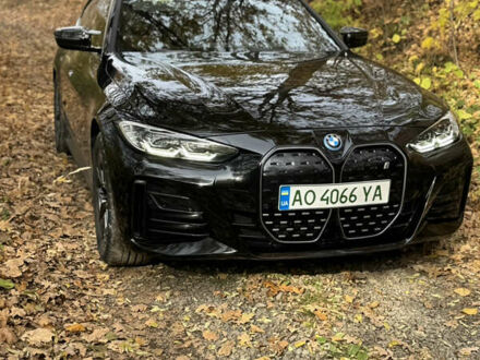 Черный БМВ i4, объемом двигателя 0 л и пробегом 30 тыс. км за 35000 $, фото 1 на Automoto.ua