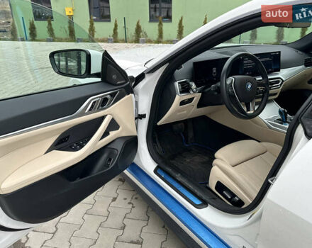 БМВ i4, объемом двигателя 0 л и пробегом 30 тыс. км за 31500 $, фото 25 на Automoto.ua