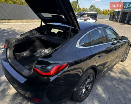 БМВ i4, объемом двигателя 0 л и пробегом 6 тыс. км за 39500 $, фото 5 на Automoto.ua