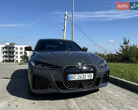 Сірий БМВ i4, об'ємом двигуна 0 л та пробігом 18 тис. км за 18900 $, фото 11 на Automoto.ua
