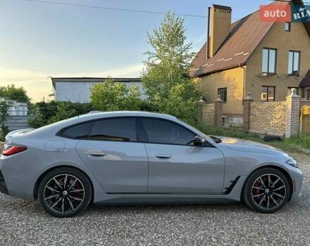 Серый БМВ i4, объемом двигателя 0 л и пробегом 36 тыс. км за 45999 $, фото 6 на Automoto.ua