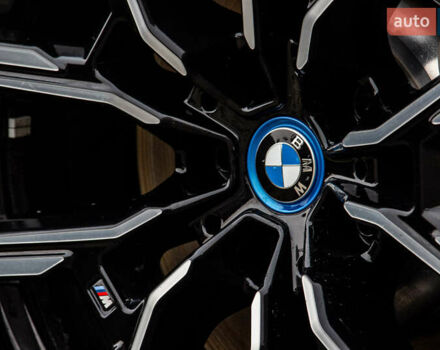 Серый БМВ i4, объемом двигателя 0 л и пробегом 15 тыс. км за 37900 $, фото 8 на Automoto.ua