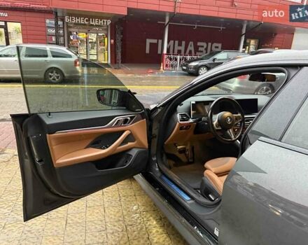 Серый БМВ i4, объемом двигателя 0 л и пробегом 47 тыс. км за 42900 $, фото 11 на Automoto.ua
