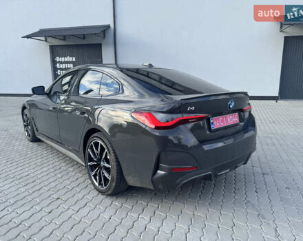 Серый БМВ i4, объемом двигателя 0 л и пробегом 22 тыс. км за 39500 $, фото 6 на Automoto.ua