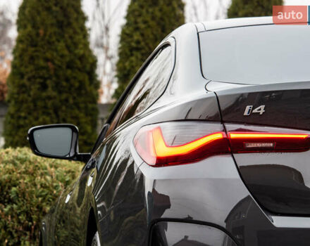 Серый БМВ i4, объемом двигателя 0 л и пробегом 15 тыс. км за 37900 $, фото 22 на Automoto.ua
