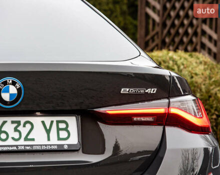 Серый БМВ i4, объемом двигателя 0 л и пробегом 15 тыс. км за 37900 $, фото 23 на Automoto.ua