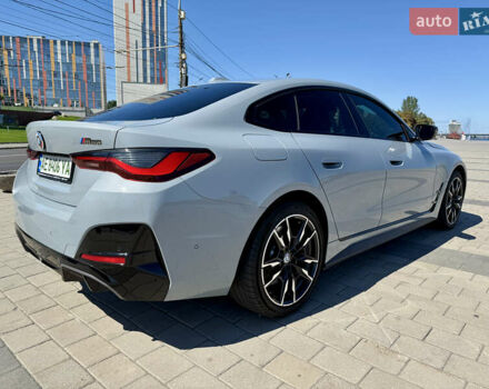 Серый БМВ i4, объемом двигателя 0 л и пробегом 34 тыс. км за 46500 $, фото 3 на Automoto.ua