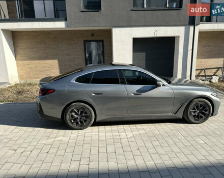 Серый БМВ i4, объемом двигателя 0 л и пробегом 20 тыс. км за 35500 $, фото 4 на Automoto.ua