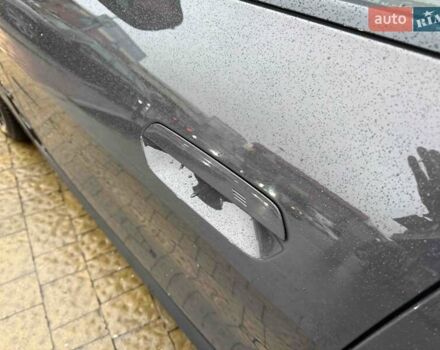 Серый БМВ i4, объемом двигателя 0 л и пробегом 47 тыс. км за 42900 $, фото 9 на Automoto.ua