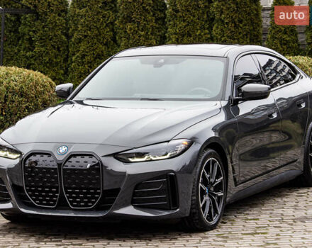 Серый БМВ i4, объемом двигателя 0 л и пробегом 15 тыс. км за 37900 $, фото 18 на Automoto.ua