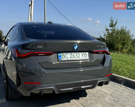 Сірий БМВ i4, об'ємом двигуна 0 л та пробігом 18 тис. км за 18900 $, фото 4 на Automoto.ua