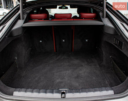 Серый БМВ i4, объемом двигателя 0 л и пробегом 15 тыс. км за 37900 $, фото 80 на Automoto.ua