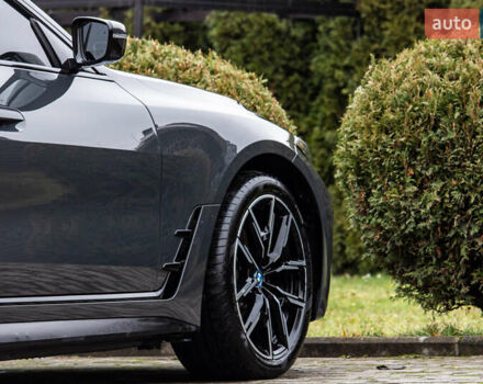 Серый БМВ i4, объемом двигателя 0 л и пробегом 15 тыс. км за 37900 $, фото 26 на Automoto.ua