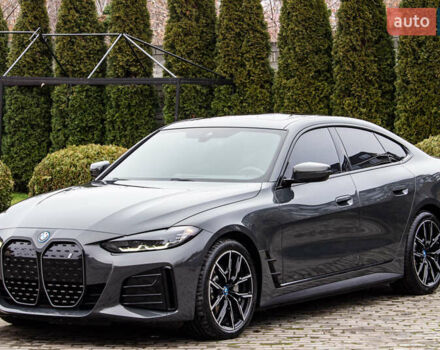 Серый БМВ i4, объемом двигателя 0 л и пробегом 15 тыс. км за 37900 $, фото 14 на Automoto.ua