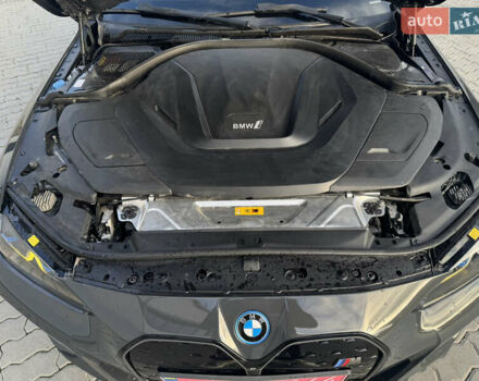 Серый БМВ i4, объемом двигателя 0 л и пробегом 22 тыс. км за 39500 $, фото 16 на Automoto.ua