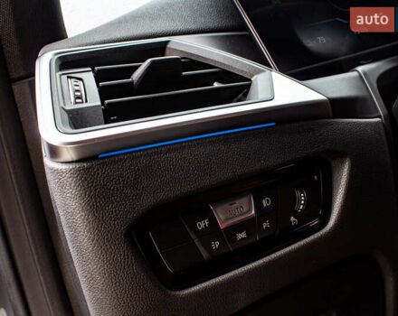 Серый БМВ i4, объемом двигателя 0 л и пробегом 15 тыс. км за 37900 $, фото 62 на Automoto.ua