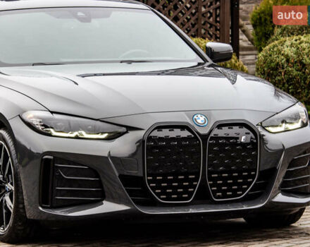 Серый БМВ i4, объемом двигателя 0 л и пробегом 15 тыс. км за 37900 $, фото 7 на Automoto.ua