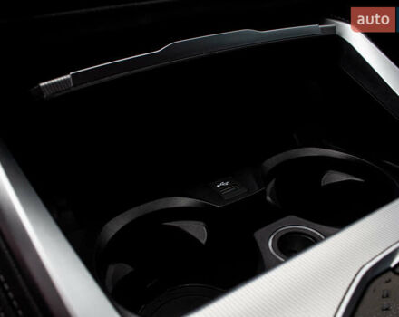 Серый БМВ i4, объемом двигателя 0 л и пробегом 15 тыс. км за 37900 $, фото 66 на Automoto.ua