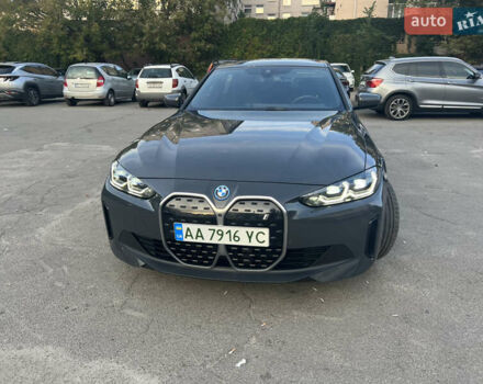 Серый БМВ i4, объемом двигателя 0 л и пробегом 31 тыс. км за 39000 $, фото 2 на Automoto.ua