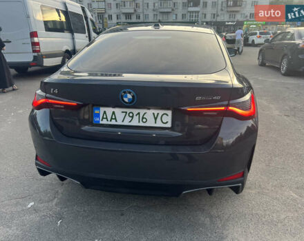 Серый БМВ i4, объемом двигателя 0 л и пробегом 31 тыс. км за 39000 $, фото 6 на Automoto.ua