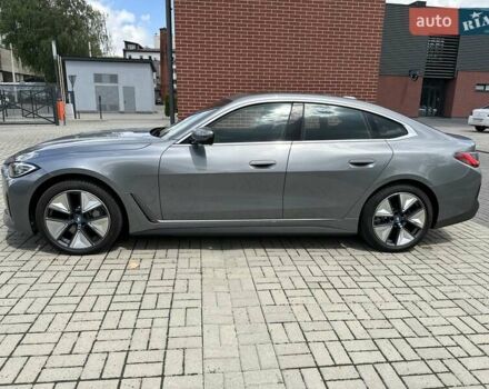 Серый БМВ i4, объемом двигателя 0 л и пробегом 7 тыс. км за 37000 $, фото 7 на Automoto.ua