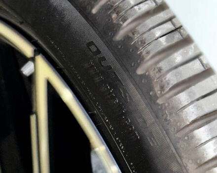 Серый БМВ i4, объемом двигателя 0 л и пробегом 6 тыс. км за 42000 $, фото 21 на Automoto.ua