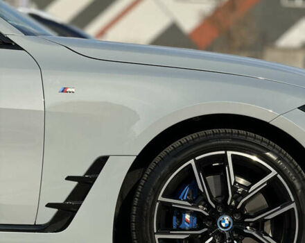 Серый БМВ i4, объемом двигателя 0 л и пробегом 4 тыс. км за 45000 $, фото 15 на Automoto.ua