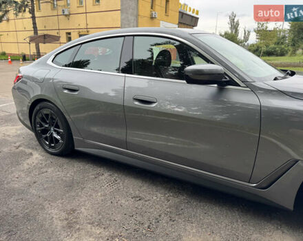 Сірий БМВ i4, об'ємом двигуна 0 л та пробігом 23 тис. км за 32900 $, фото 2 на Automoto.ua